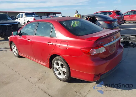 2012 Toyota Corolla S z USA, uszkodzony, nr VIN 2T1BU4EEXCC780687